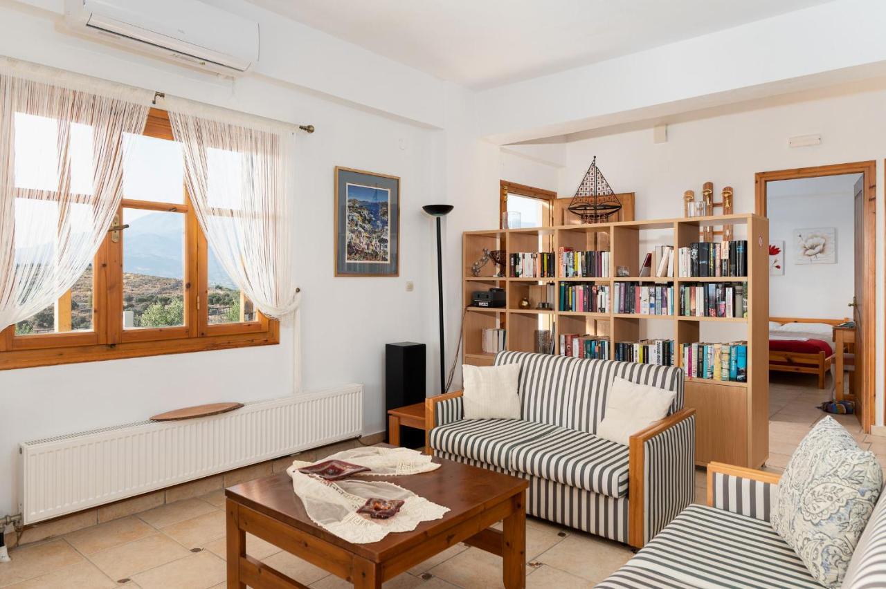 Villas Alexandros Каламаки Екстериор снимка