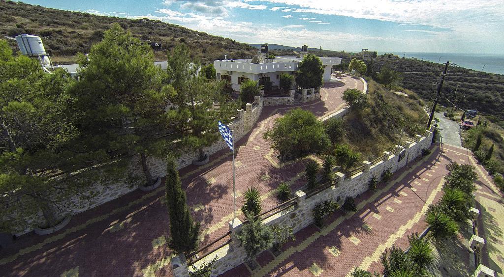 Villas Alexandros Каламаки Екстериор снимка